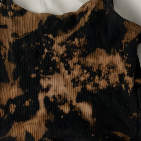 GARAGE Bleach Tie Dyed Cropped Tank Top - Picture 2 of 5